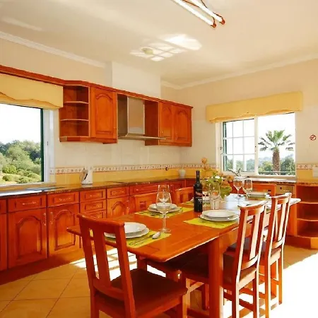 Spacious Villa, Pool *