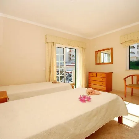Spacious Villa, Pool